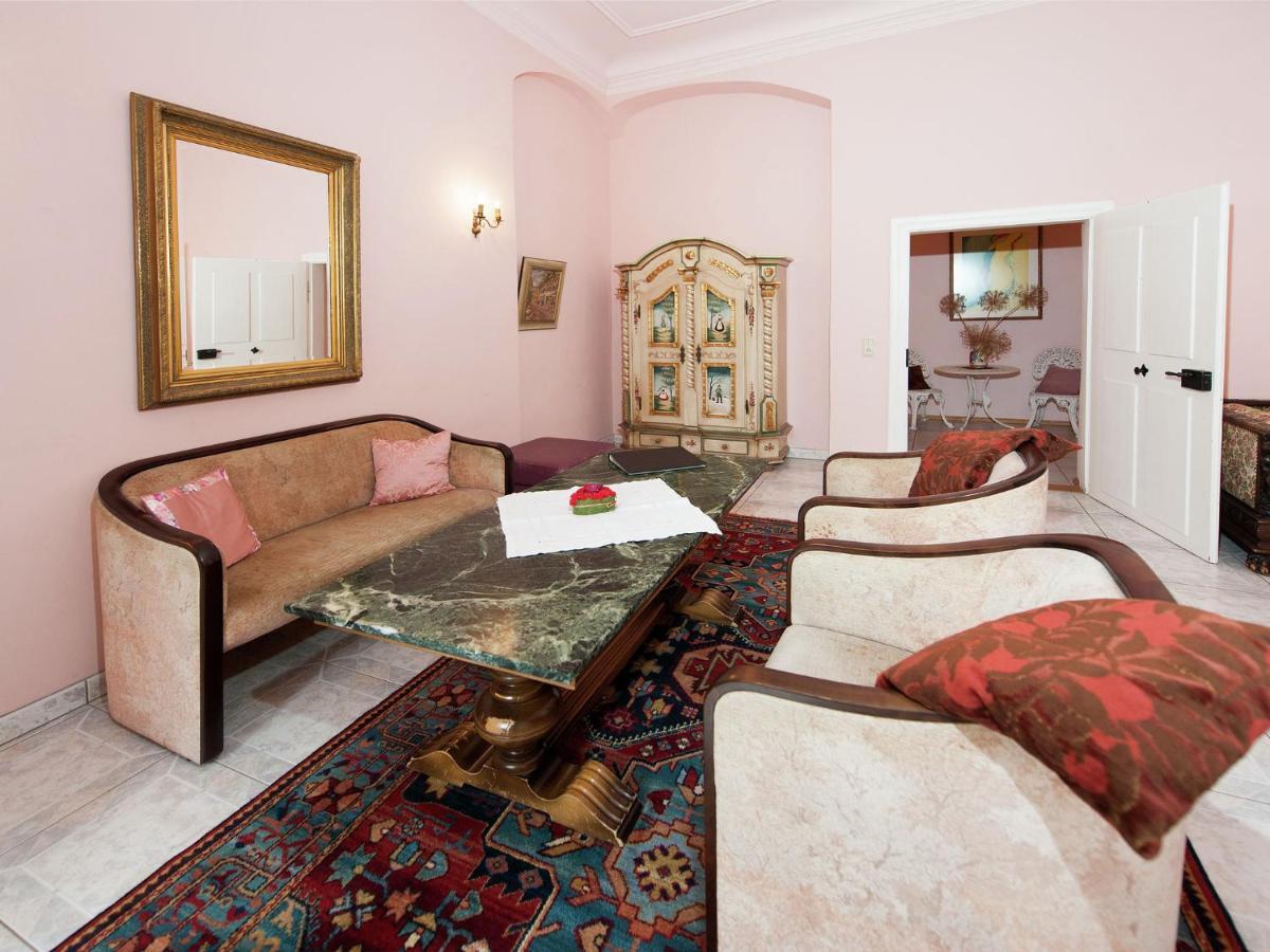 Vintage Apartment In Arzberg Triestewitz Exterior foto
