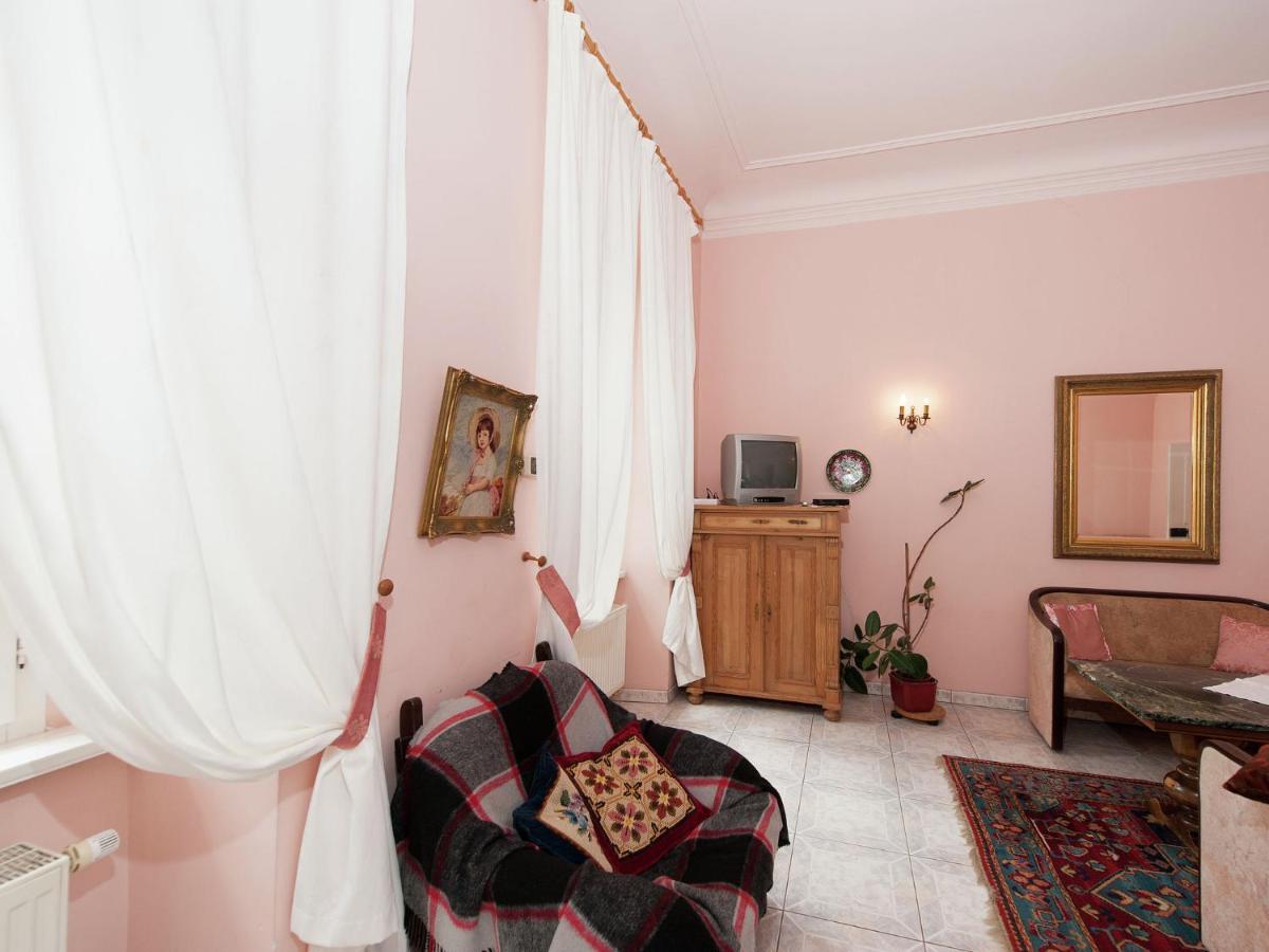 Vintage Apartment In Arzberg Triestewitz Exterior foto